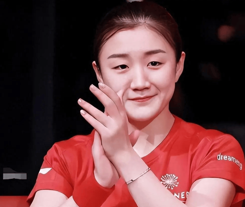 祝贺！陈梦迎来人生两大喜事多年付出终圆梦妈妈终于放心了(图1)