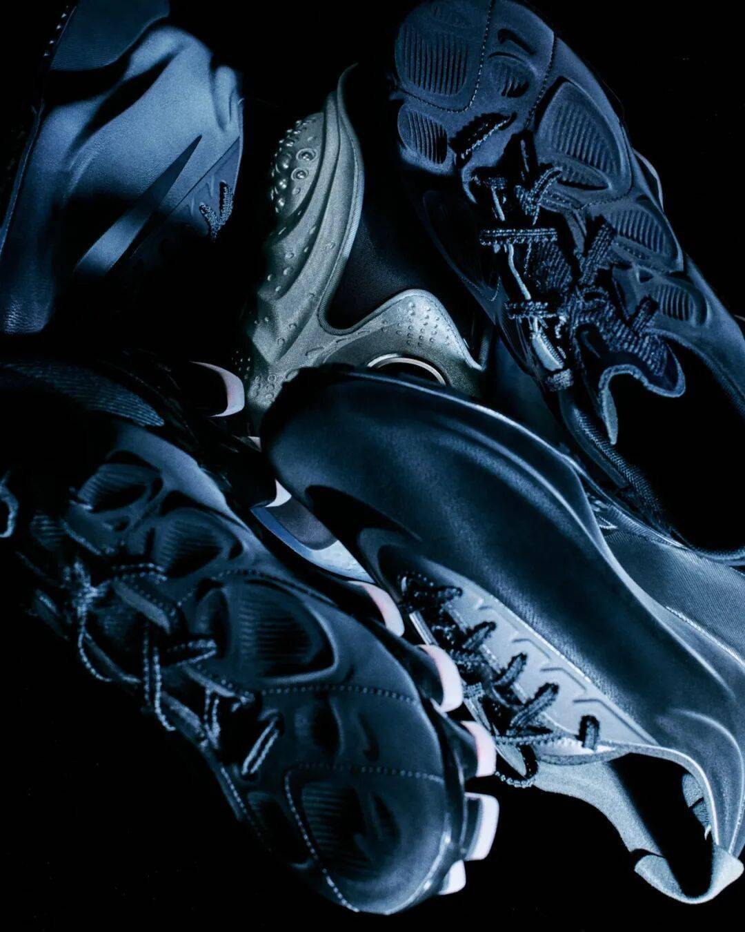 尚生活化正成为行业趋势国际鞋履｜跑步鞋的时