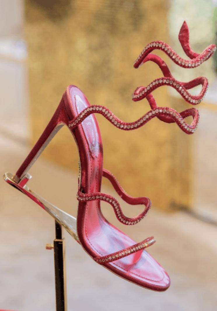 尚生活化正成为行业趋势国际鞋履｜跑步鞋的时(图5)